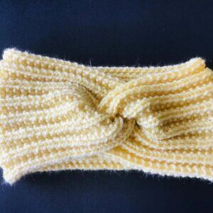 Hand Knit Twisted Winter Headband - Pale Yellow